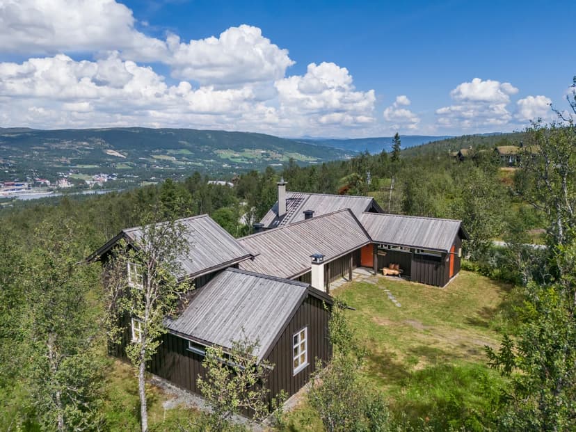 https://storage.googleapis.com/homestra-images/property-image-64703d45-1cf5-40e0-a379-01ff6c2567b9-1758394970.jpg
