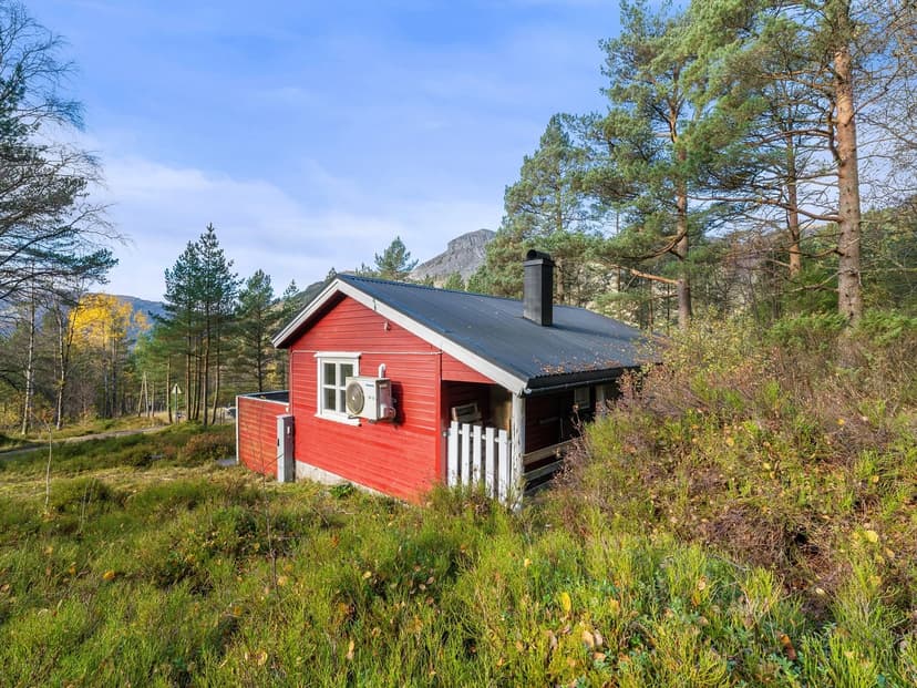 https://storage.googleapis.com/homestra-images/property-image-698259eb-09ad-4ecd-a07c-4214a539a8f9-1761395516.jpg