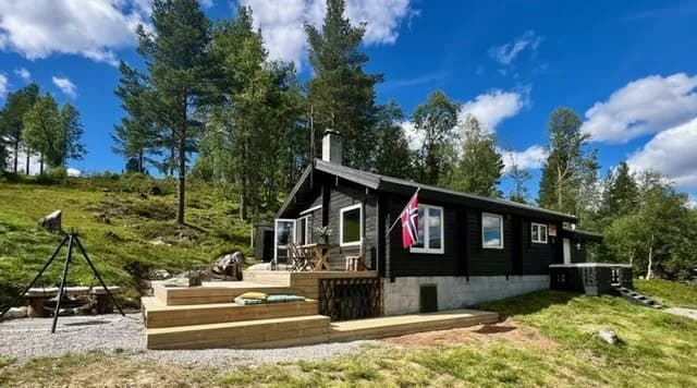 https://storage.googleapis.com/homestra-images/property-image-70eb70cd-37bb-4a63-becd-40a2230ea328-1759860660.jpg
