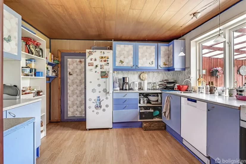 https://storage.googleapis.com/homestra-images/property-image-741bce04-c37a-4d7e-bafb-3ed4f6ef18bb-1758735601.jpg