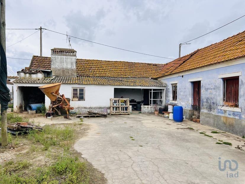 https://storage.googleapis.com/homestra-images/property-image-7642320a-d8cc-4dd7-85d6-9931215dc231-1761395779.jpg