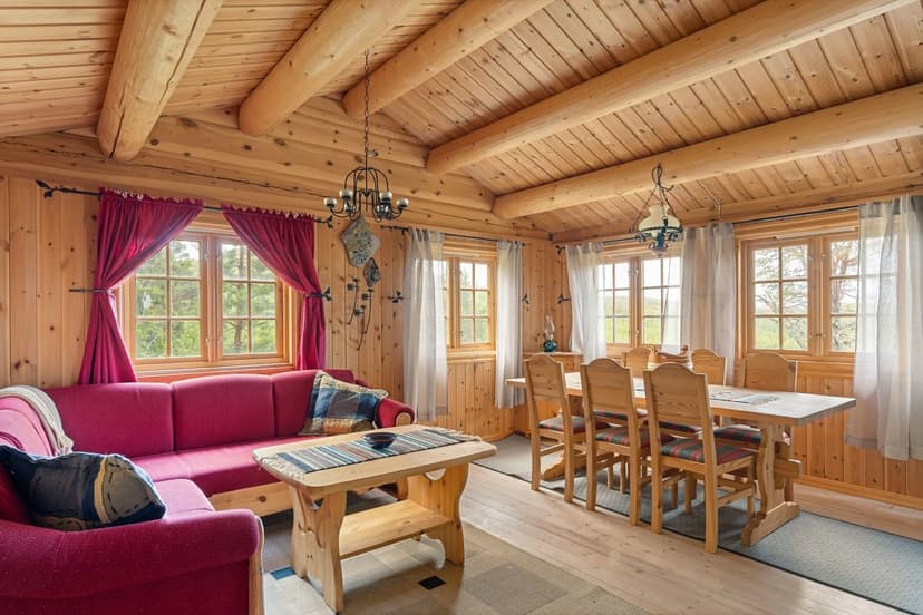 https://storage.googleapis.com/homestra-images/property-image-7cf518ce-2b32-4ffb-b909-572840ae9d44-1752520361.jpg