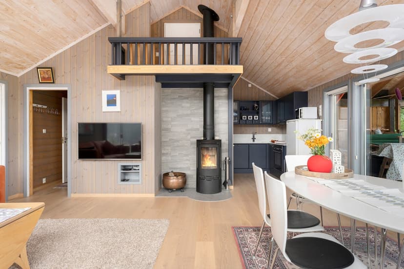 https://storage.googleapis.com/homestra-images/property-image-7ebbe9d2-5505-441a-9da2-4866b973440e-1784455905.jpg