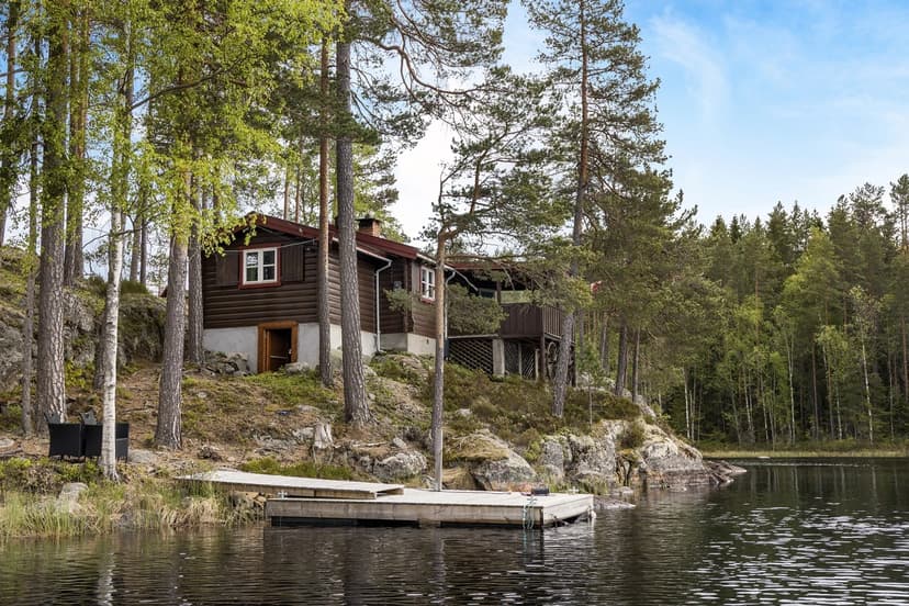 https://storage.googleapis.com/homestra-images/property-image-840fa526-6003-4054-9c1e-85fc4e0e666a-1750519598.jpg