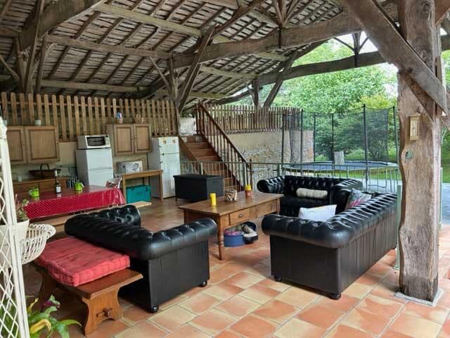 https://storage.googleapis.com/homestra-images/property-image-89f9e394-45f6-45c7-9589-0c1cd5b48c55-1751473421.jpg