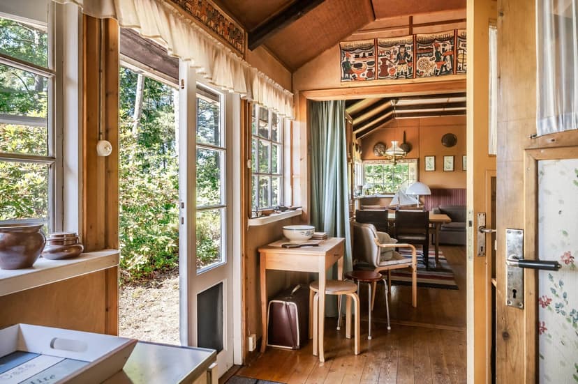 https://storage.googleapis.com/homestra-images/property-image-8d8cdc4c-bed4-4cb2-aa6d-fedbb5e5cc6c-1789213300.jpg