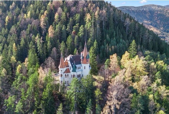 https://storage.googleapis.com/homestra-images/property-image-93b44534-be72-439a-818d-79e5b23c77c3-1790513875.jpg