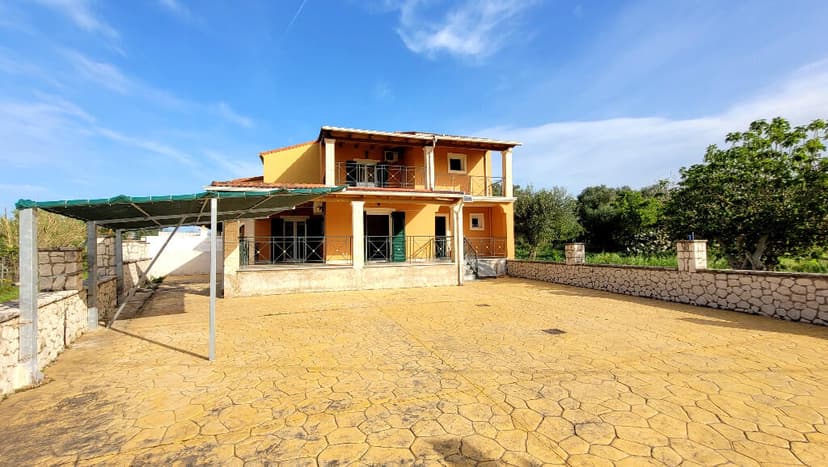 https://storage.googleapis.com/homestra-images/property-image-9533f139-aba2-4330-9ea9-0f1a5013538f-1748774853.jpg