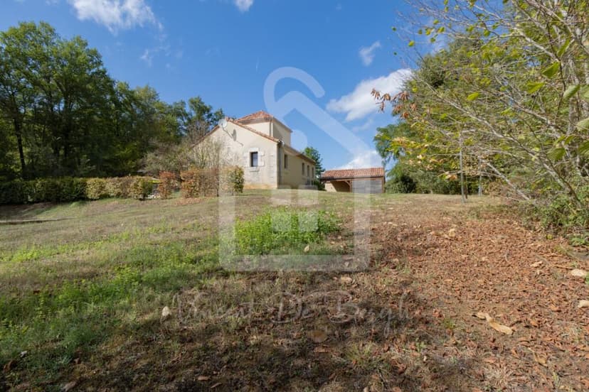 https://storage.googleapis.com/homestra-images/property-image-95d7732e-4ae2-4bb1-82a8-b1a036aab6e7-1758986546.jpg