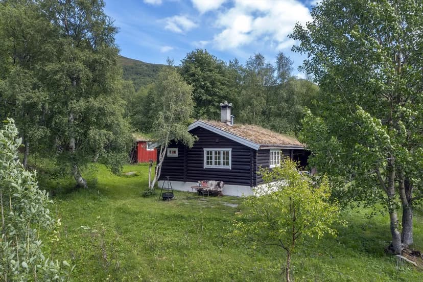 https://storage.googleapis.com/homestra-images/property-image-987c1153-8cf0-4930-818e-6c552e2fcf4f-1753384553.jpg