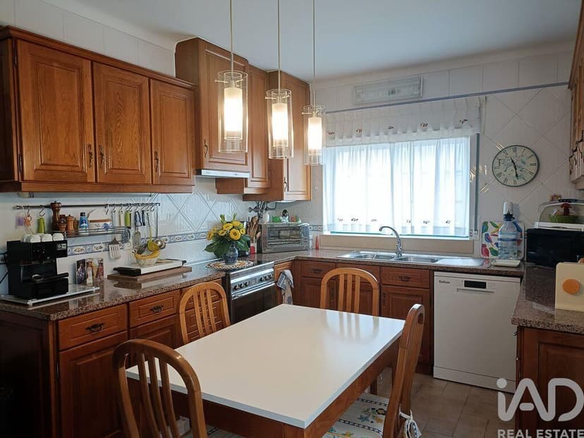 https://storage.googleapis.com/homestra-images/property-image-9eb749c0-9536-4da5-b43f-a172a2a908d6-1785599891.jpg