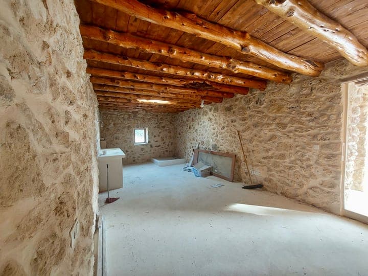 https://storage.googleapis.com/homestra-images/property-image-aa220f93-de0c-4994-a2af-e10b31f03a93-1761395755.jpg