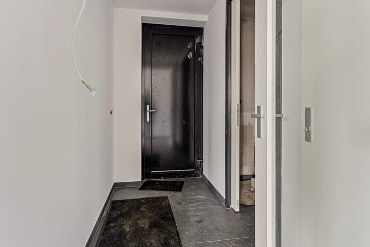https://storage.googleapis.com/homestra-images/property-image-b088daa2-bc20-4b05-834e-5e41fc430abc-1753635992.jpg