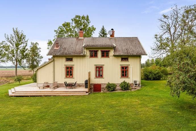 https://storage.googleapis.com/homestra-images/property-image-c24ed0f3-15b6-48c9-9db4-d5bc7e8a80e8-1758972782.jpg