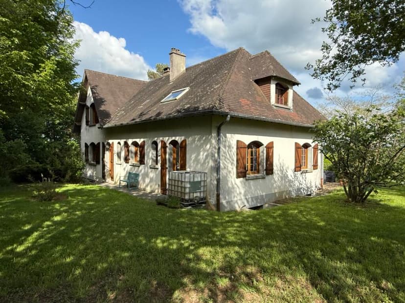 https://storage.googleapis.com/homestra-images/property-image-c49b462a-cd46-4a45-b4b3-b3e75fdbd810-1751212832.jpg