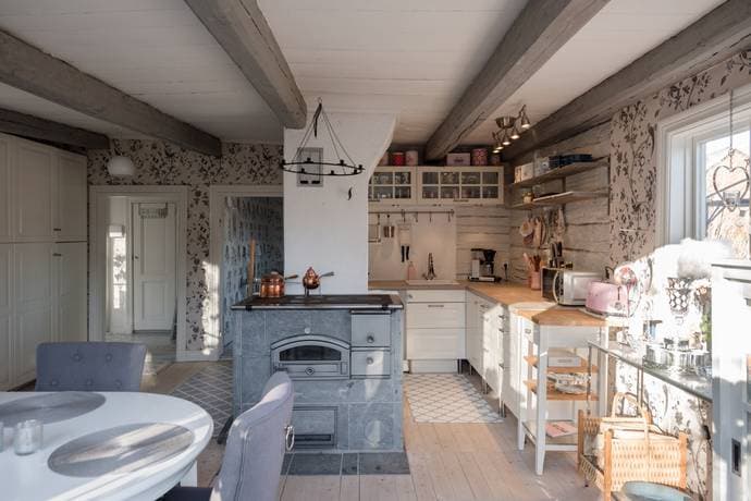 https://storage.googleapis.com/homestra-images/property-image-c4c08dc1-abad-4508-9672-53eedbae7a20-1761488715.jpg