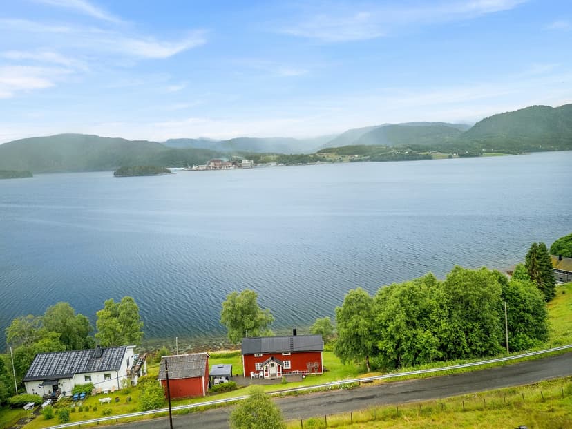 https://storage.googleapis.com/homestra-images/property-image-c597b774-d48d-4555-b61d-e0debdc4bd44-1784455883.jpg