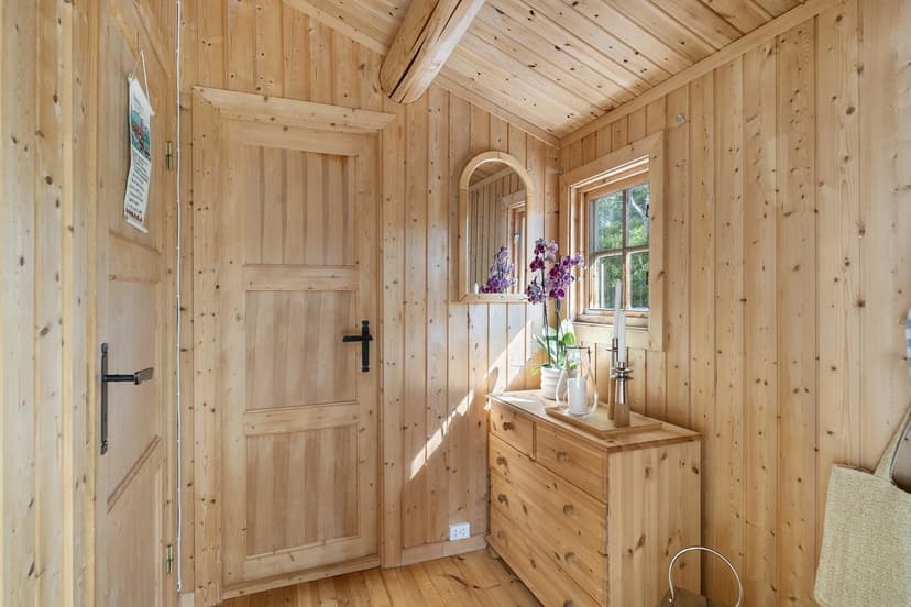 https://storage.googleapis.com/homestra-images/property-image-c66e382a-249d-47cd-bdea-78d1315f6eb4-1752412454.jpg