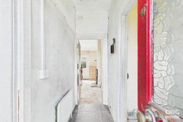 https://storage.googleapis.com/homestra-images/property-image-c89ec6d1-ea2a-493b-a031-1785e1db757c-1758970197.jpg
