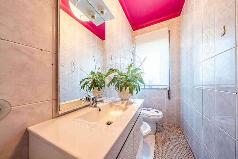 https://storage.googleapis.com/homestra-images/property-image-c9f7aa41-e753-40a7-8509-e3ffcdf6de1f-1788688198.jpg