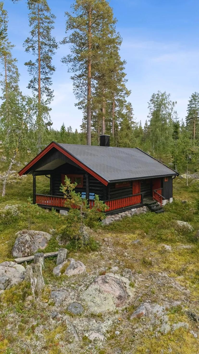 https://storage.googleapis.com/homestra-images/property-image-cb283f66-10f2-4d9d-b230-761d3a772b17-1758972720.jpg