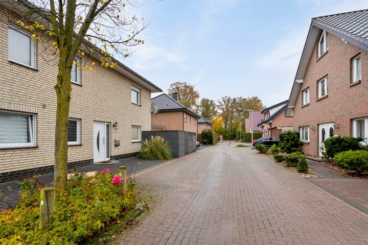 https://storage.googleapis.com/homestra-images/property-image-cd6be31e-28e1-4c2c-9687-1acc09fbe118-1746884450.jpg