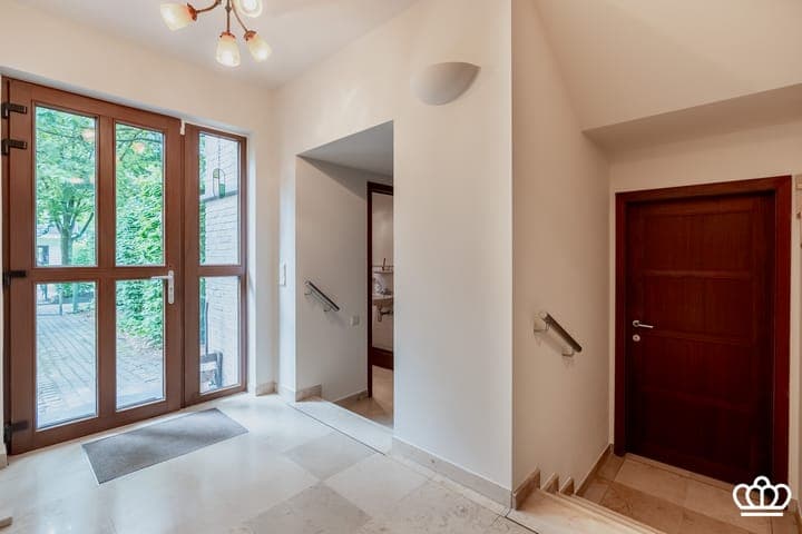 https://storage.googleapis.com/homestra-images/property-image-cd84a5a1-d717-4e4a-8500-d1e0e8a0c4ae-1750519611.jpg