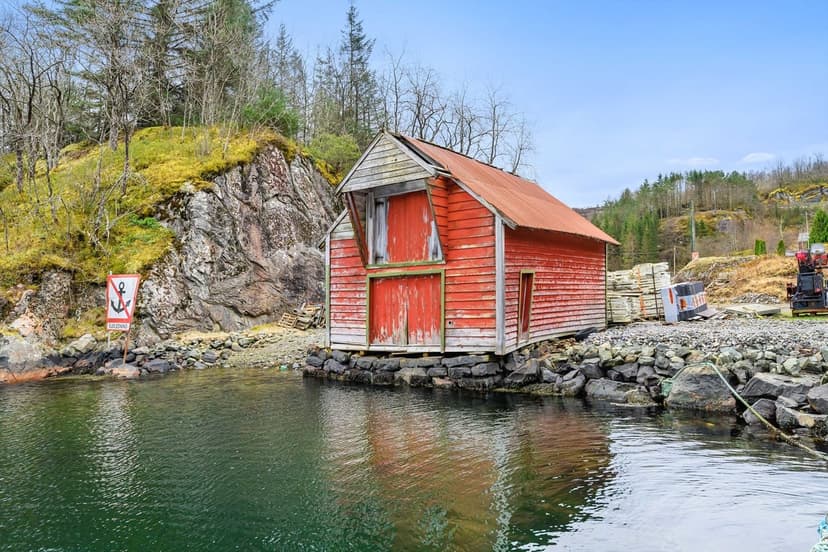 https://storage.googleapis.com/homestra-images/property-image-cdfedd5b-d66a-4f09-81ba-418f2dc23c34-1777582232.jpg