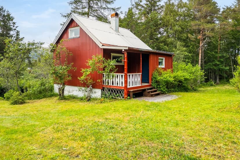 https://storage.googleapis.com/homestra-images/property-image-dd31742b-6593-434e-b651-a7ed057dc66b-1751108390.jpg