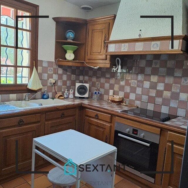 https://storage.googleapis.com/homestra-images/property-image-dd99af8d-fbdd-4f27-8537-14c586b1b5a3-1754334235.jpg