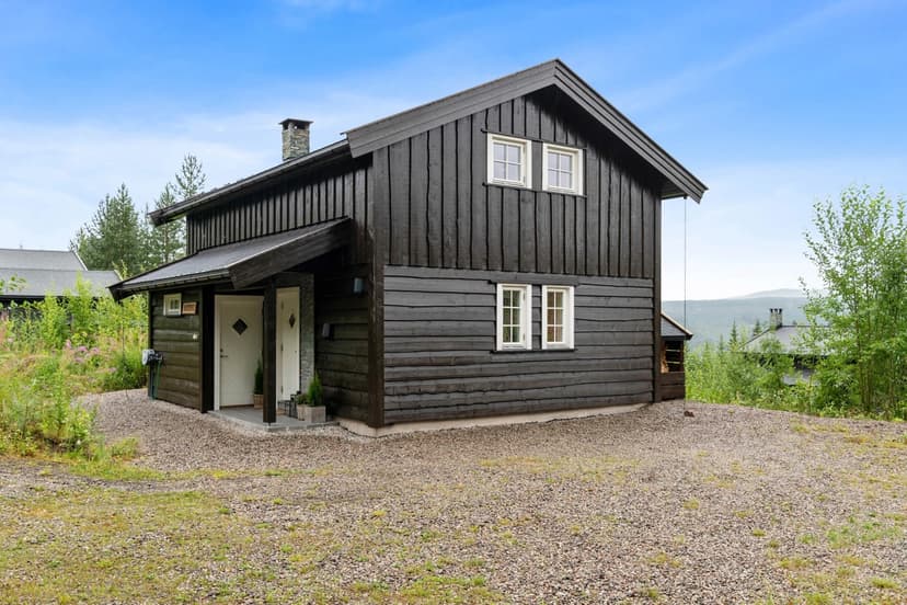 https://storage.googleapis.com/homestra-images/property-image-df0e9ffa-4b95-4a3e-ae39-36a149e1ce21-1754735298.jpg