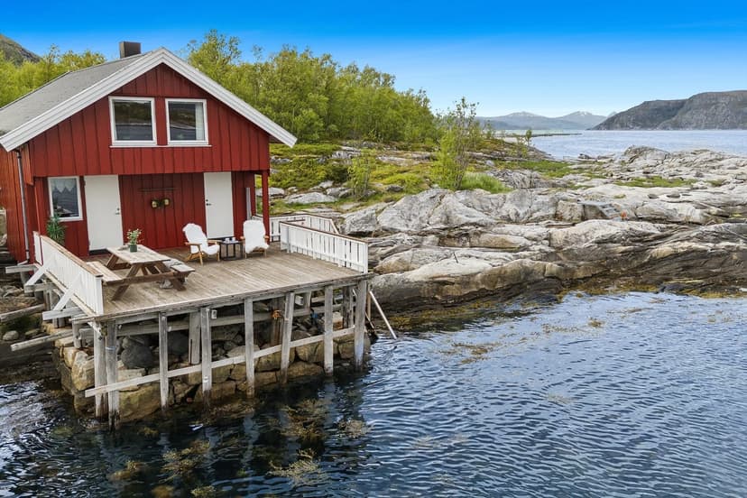 https://storage.googleapis.com/homestra-images/property-image-dfdd2353-cd1e-4ae1-851d-440430bedec7-1749246130.jpg