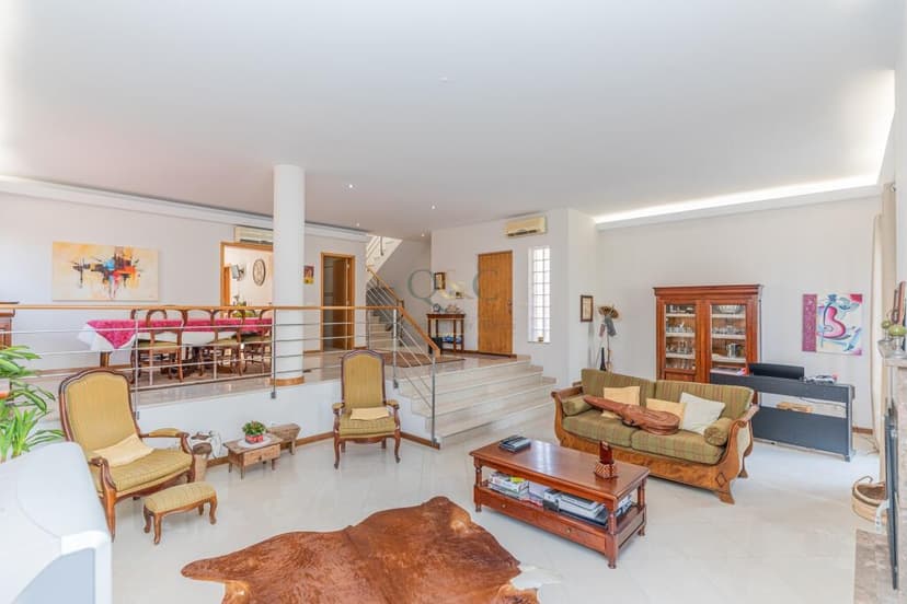 https://storage.googleapis.com/homestra-images/property-image-e1055fd6-bcd9-438a-ab1f-0507fde5f79a-1753127797.jpg