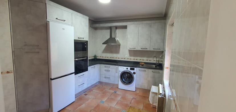 https://storage.googleapis.com/homestra-images/property-image-e8c48974-d406-4a49-a91b-d495333fa8dd-1788008697.jpg