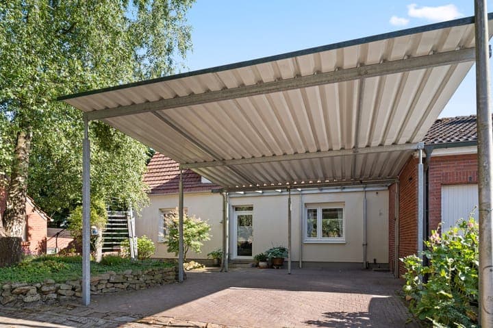 https://storage.googleapis.com/homestra-images/property-image-ee9bd2e6-8ed1-42f5-8f41-e11c672d0a99-1754735444.jpg