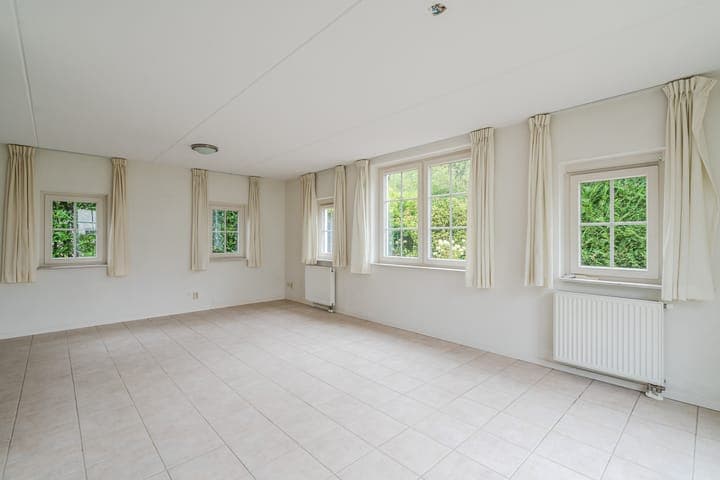 https://storage.googleapis.com/homestra-images/property-image-f0b86ba6-6df1-440f-a5c2-03b870ba70db-1789212332.jpg
