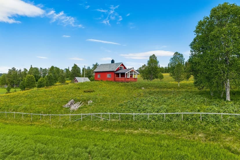 https://storage.googleapis.com/homestra-images/property-image-f0ff53c9-9e90-4f95-9274-f1fb6521ee20-1786908031.jpg