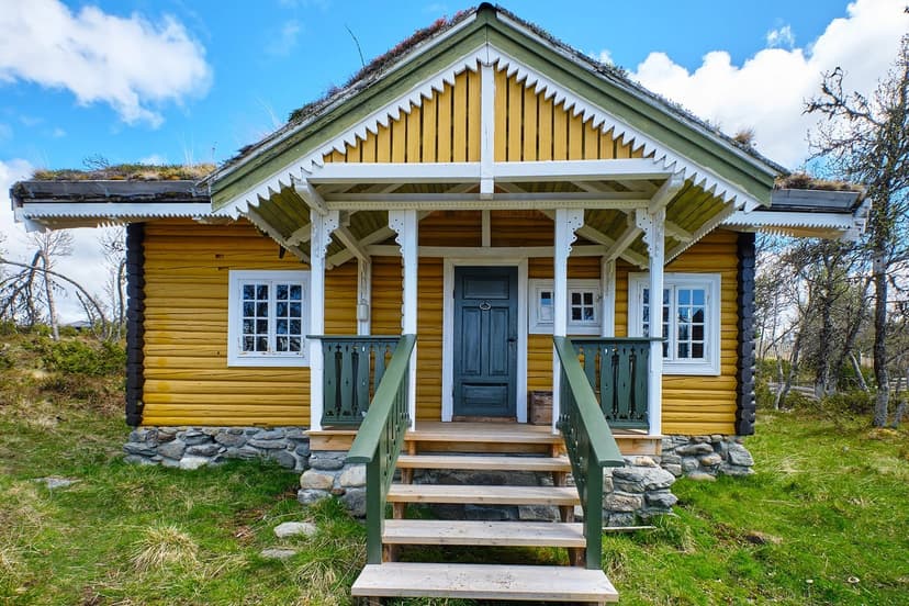 https://storage.googleapis.com/homestra-images/property-image-f9967a68-5a22-4ac2-befb-2952e943add2-1752176181.jpg