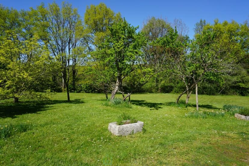 https://storage.googleapis.com/homestra-images/property-image-fd57f18a-e8b7-4a89-b288-0607b0d587e9-1759405554.jpg