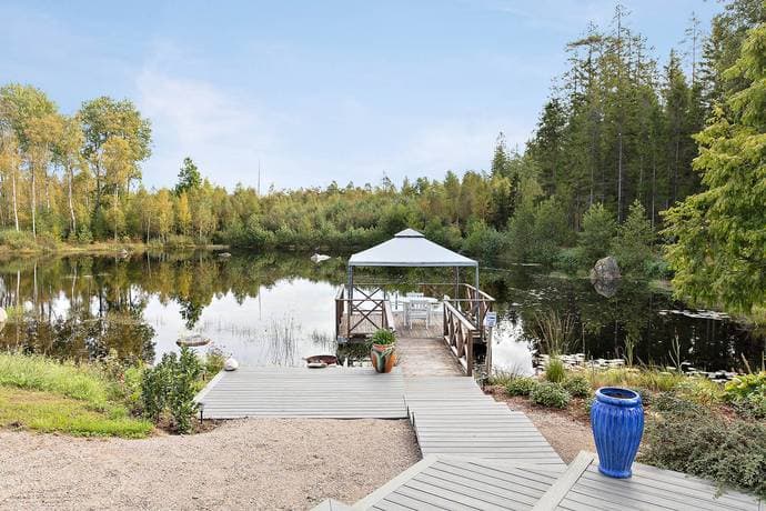 https://storage.googleapis.com/homestra-images/property-image-fe615ce0-1693-4ebc-b91d-7d30c24d95cf-1760209160.jpg