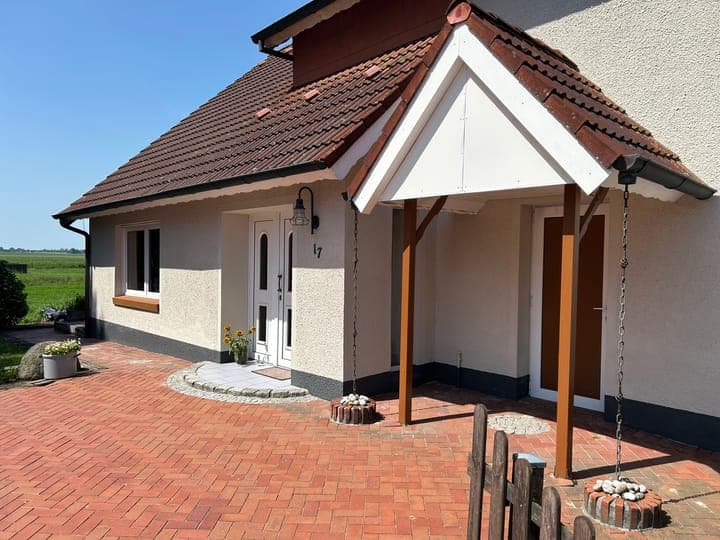 https://storage.googleapis.com/homestra-images/property-image-ff7092bb-e626-4dfd-b9f5-24fc2073bd88-1783815523.jpg